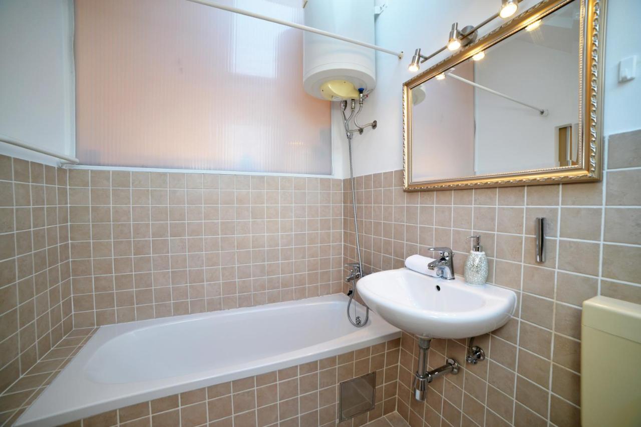 Studio Apartment White Zagreb Eksteriør bilde
